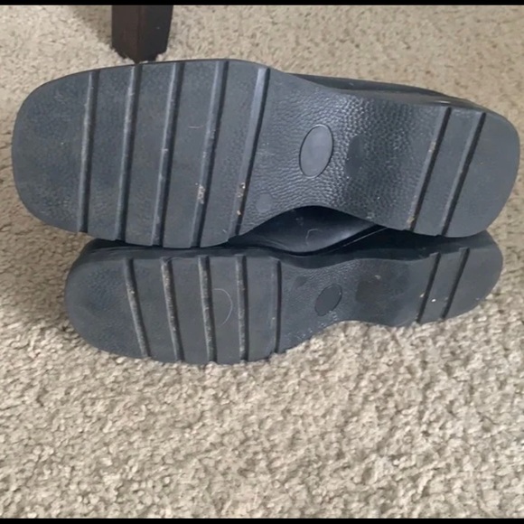 Canadienne black leather zip ankle boots 6.5 square toe - Picture 6 of 8